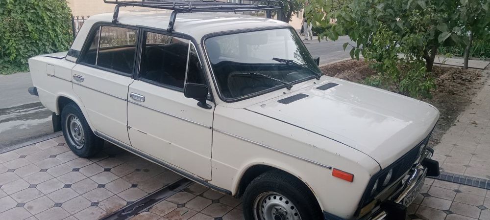 Dakmetlari bor joyida.