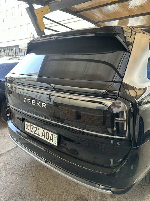 Zeekr 9x Hyper 2025