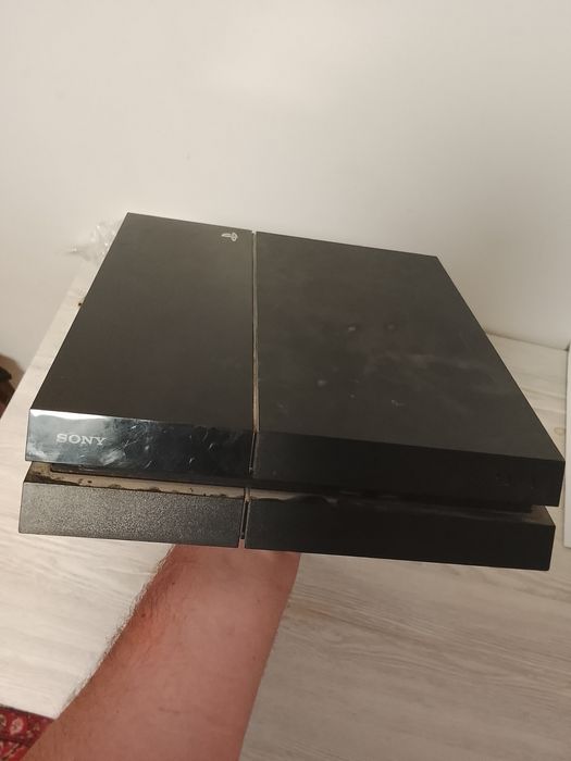 Playstation на запчасти и с рабочим джойстиком