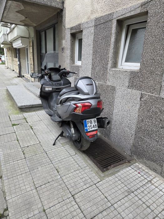 Suzuki burgman 650