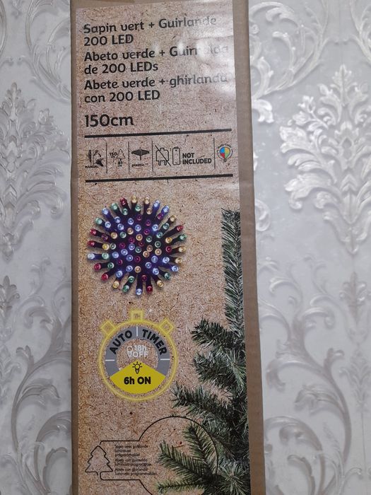 Ёлка.  archa yangi yil uchun