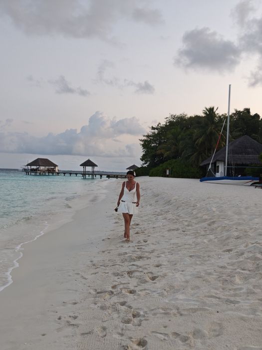 Рокля zara ,обличана веднъж