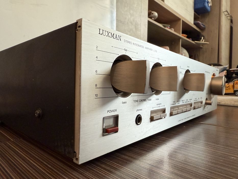 Luxman L-215 Стерео
