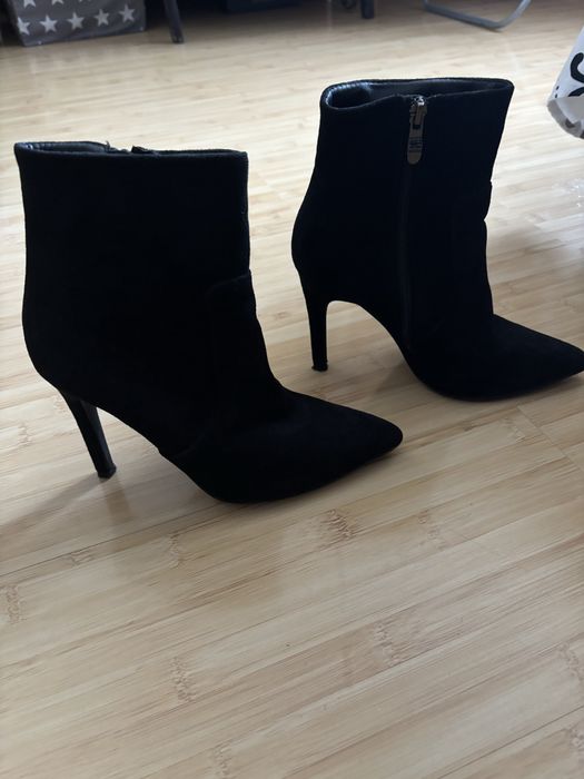Botine cu toc inalt stiletto!