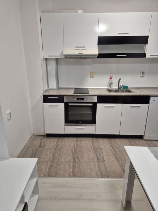 Дава се под наем Двустаен апартамент в Пловдив, Кючук Париж - 60 кв.м за 398.82 € - Снимка #3