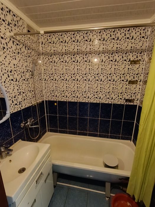 Продам 2 х ком кв, Улучшенная планировка,