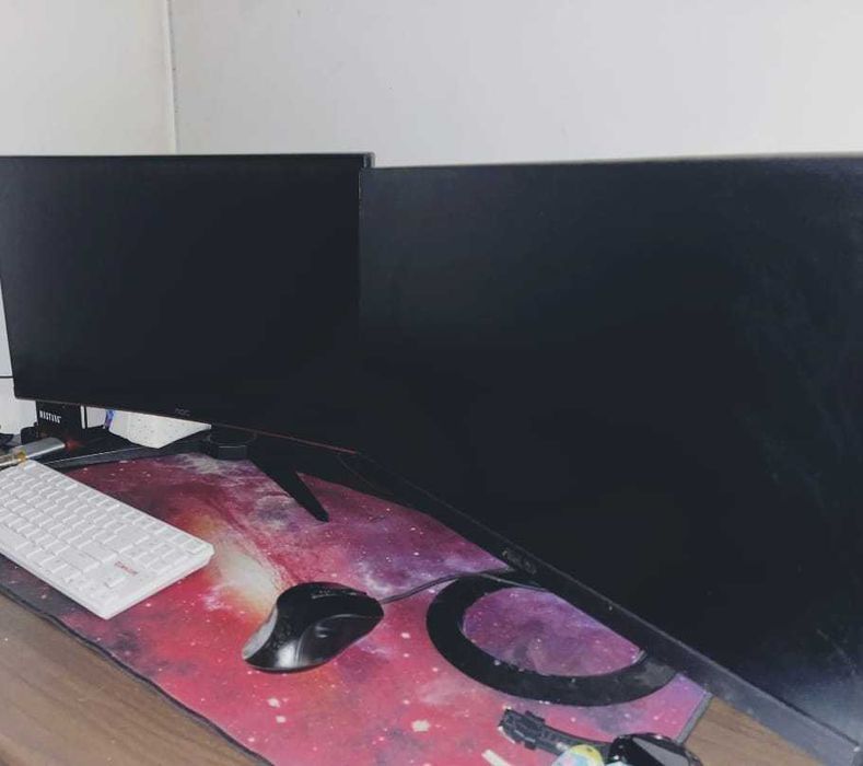 PC Gaming RTX 3060 12GB + i5 12400F + 2 MONITOARE 144Hz + Setup complet