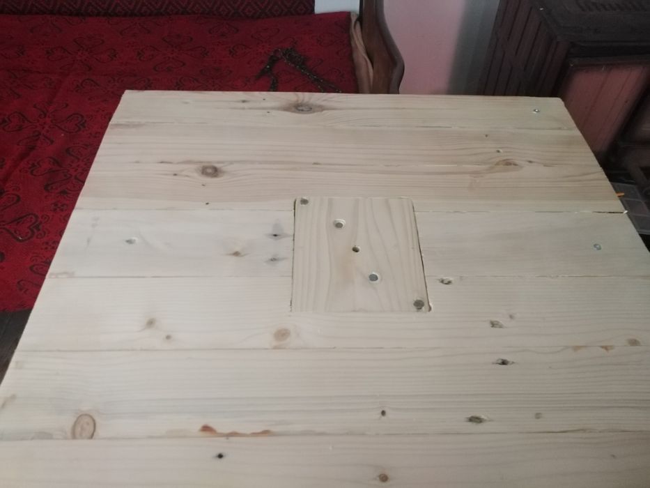 Маса за оберфреза