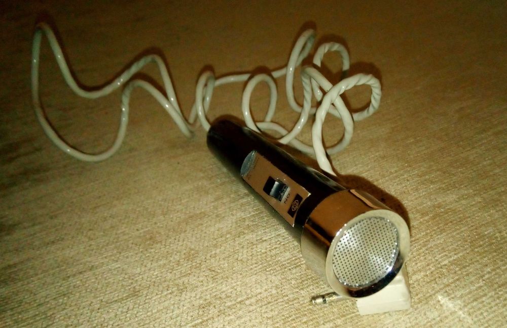 Ретро микрофон Hitachi - Vintage