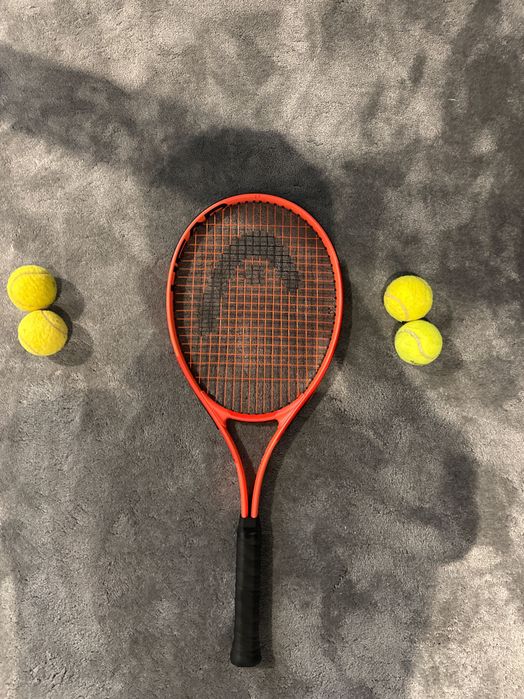 Racheta de tenis head radical 2024