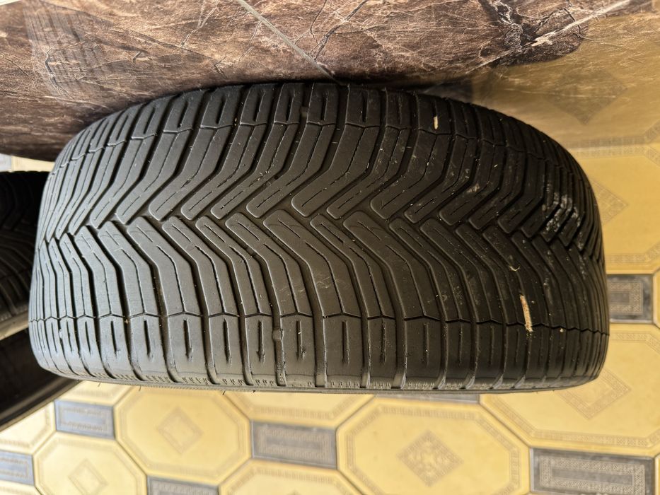 Зимний шины 225/45/17