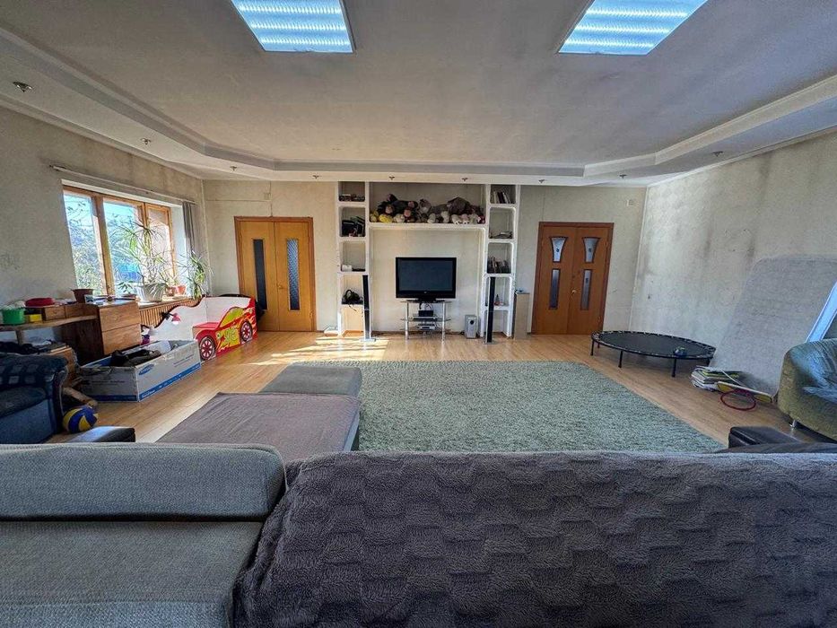 Продам коттедж в соц.городе