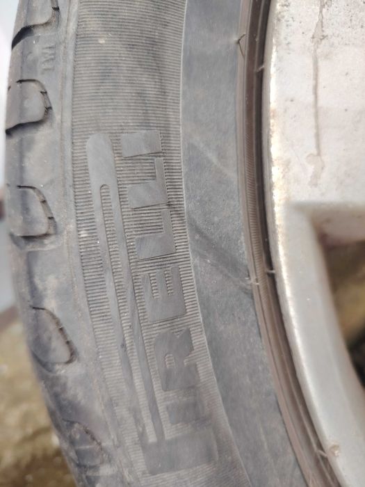 Vând jante Peugeot r17 in stare buna