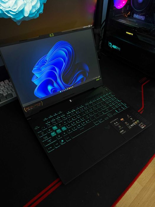 Laptop Gaming ASUS TUF A15 - Ryzen 7, RTX 4060, 32GB RAM, 1.5TB SSD