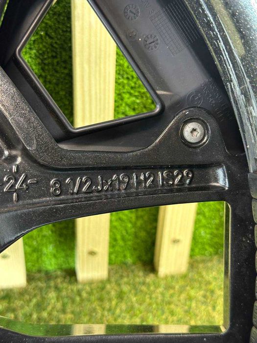 Jantă BMW SERIA 5 G60 r19 j8,5 stil 936m