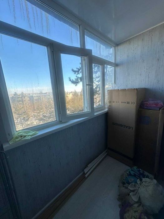 2 комн в 8 мкрне