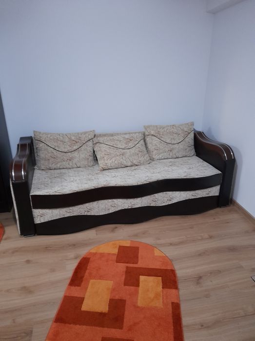 Proprietar, închiriez garsonieră