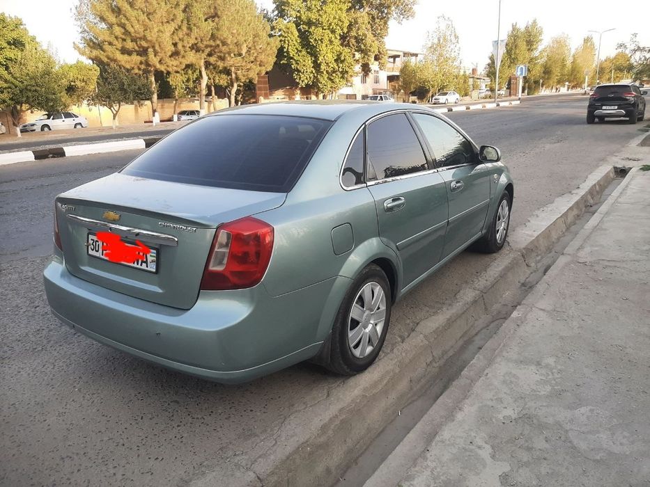 Lasetti jentra qilingan sotiladi