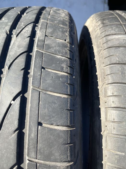 2 бр. летни гуми 235/45/19 Bridgestone DOT 1222 5/6 mm