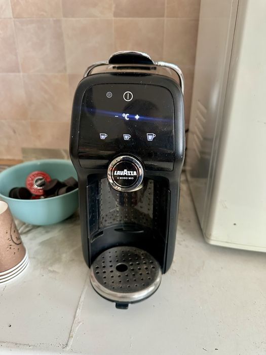 Кафемашина Лаваца Lavatzza с капсули