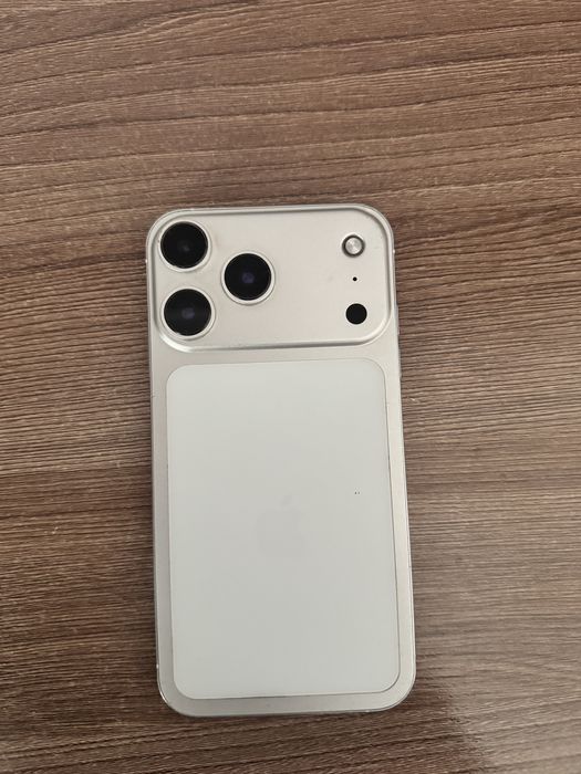 IPhone 11 в корпусе 17про