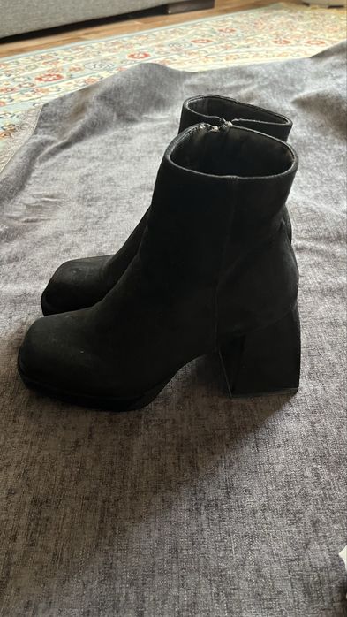 Сопоги из замша.