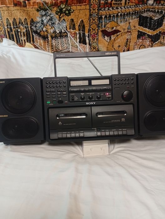 Dublu radio caset autorevers cu cd SONY cfd750L