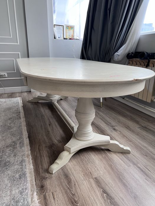 Продам большой обеденный стол (Беларусь)