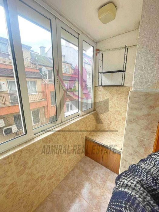 Дава се под наем Тристаен апартамент в Варна, Колхозен пазар - 75 кв.м за 665 € - Снимка #7