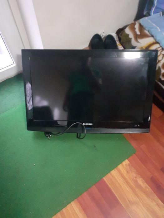 Vând tv samsung diagonala 80