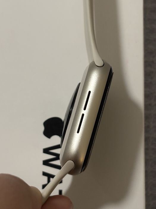Apple Watch SE 2 44mm