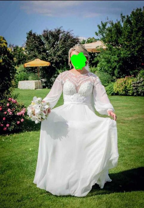 Vând rochie mireasă din colecția  REINA de la CASA DE MODĂ ROXY WHITE , CRAIOVA.