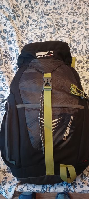 Туристическа раница High Peak Vertex 32