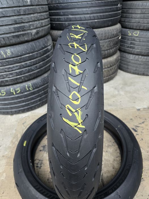 Anvelopa Moto Michelin 120/70 ZR17  DOT 3722. Stare Impecabilă.