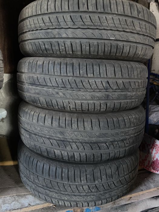 205/ 65 /15 Pirelli Cinturato P1