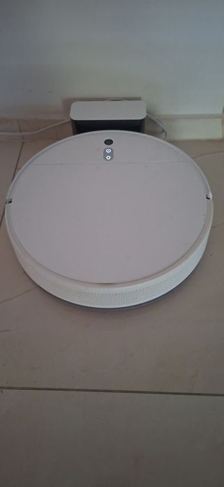 Робот прахосмукачка Xiaomi Mi Robot Vacuum-Mop 2 Lite, Wi-Fi, Едновременно почистване и измиване, 35W, 2200Pa,2600mAh, White