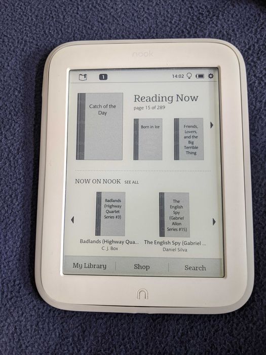 Четец за книги Nook Glow White 2013