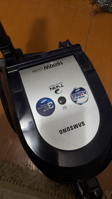 Пылесос продам в отличном состоянии