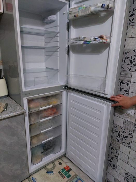 Срочно продам Халодилник