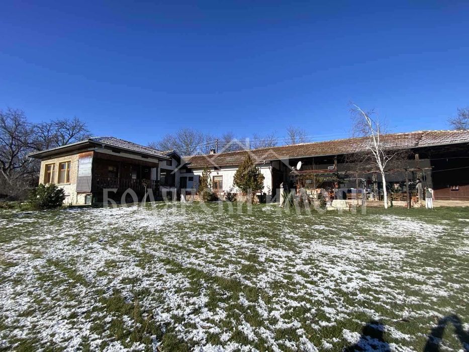 Продава се Къща в с. Хотница, Област Велико Търново - 323 кв.м за 227 €/кв.м - Снимка #1