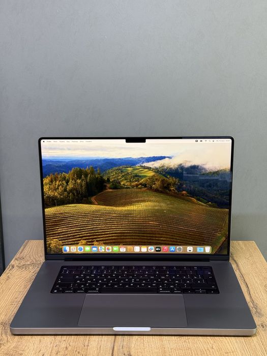 MacBook Pro M1 Pro 16/512 GB 16’ | Mobile Zone