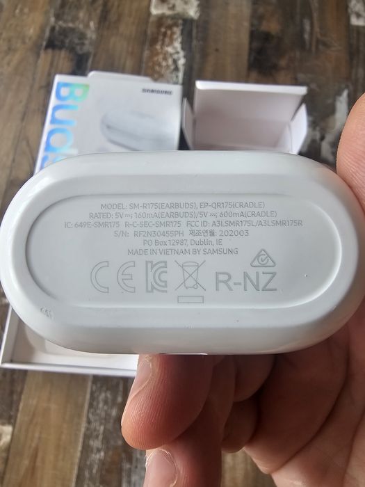 Samsung Buds+ plus R175 безжични слушалки