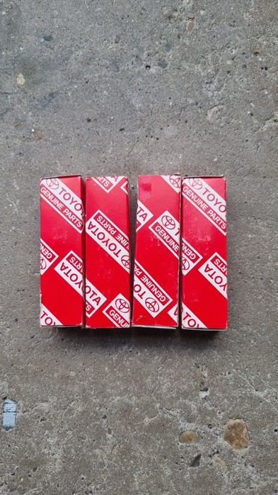 Оригинални свещи TOYOTA