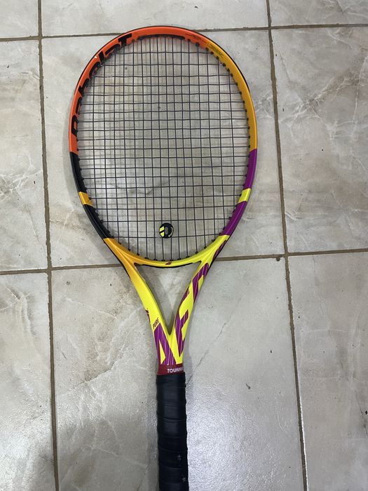 Vand urgent racheta de tenis