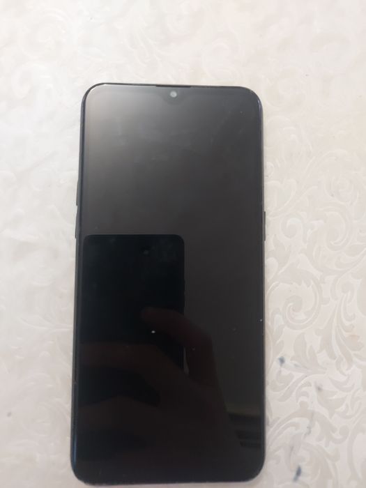 Oppo A1K  .( читайте описание )