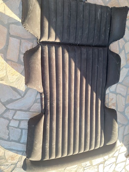 Saltea auto gonflabila