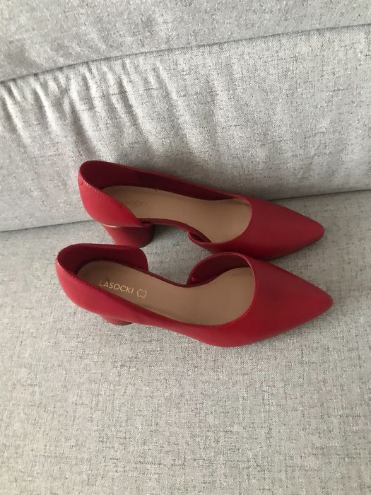 Pantofi dama eleganti