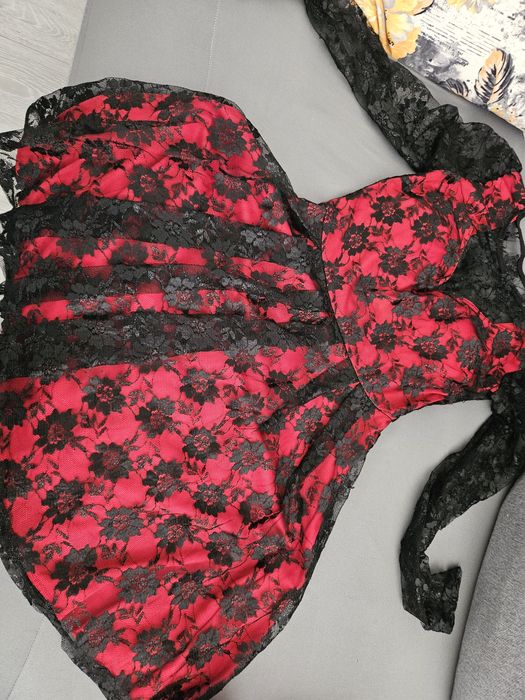 Rochie ocazie in cloș