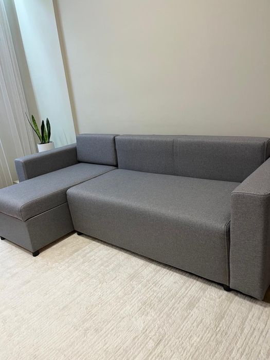 Продам почти новый диван