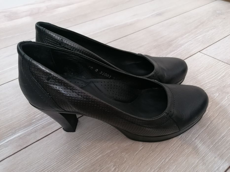 Дамски сандали и обувки 40 номер